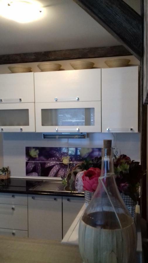 Apartment Provensal Lipótszentmiklós Kültér fotó